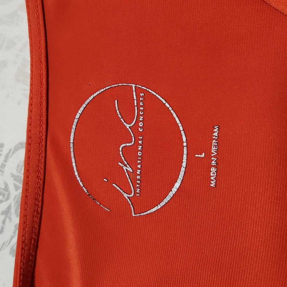 Shirt - Picture 3 of 4